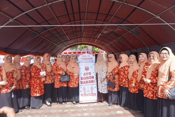 DWP Disdikbud Padang Tebar Semangat Kemanusiaan Lewat Donor Darah