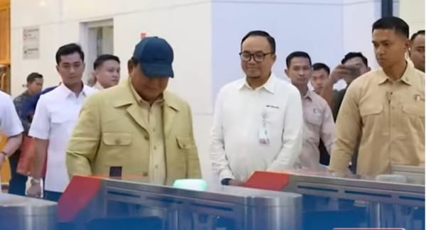 Hadiri KSTI Presiden  bertolak ke Bandung naik Wosh  bersama masyarakat