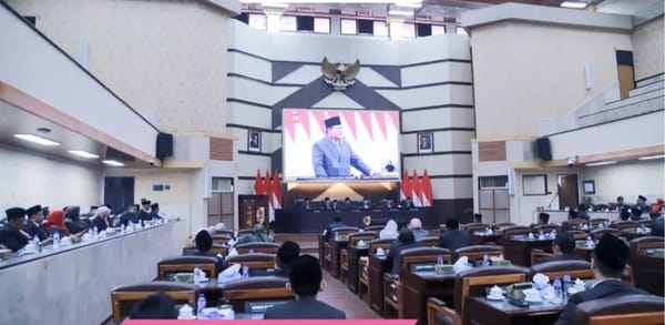 Bupati  Muhammad Fawait Hadiri Sidang Paripurna Istimewa DPRD Jember