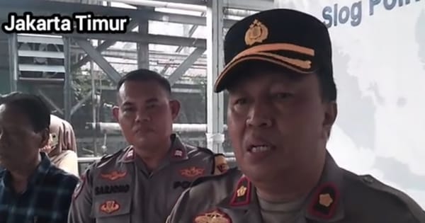 Program Pangan Murah Polri di Kampung Tangguh Penggilingan Jakarta Timur.