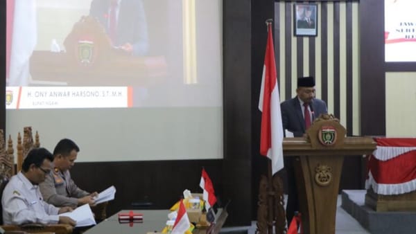 Jawaban Bupati atas  Pandangan Umum Fraksi Terhadap Pengelolaan Air Minum dan RTRW