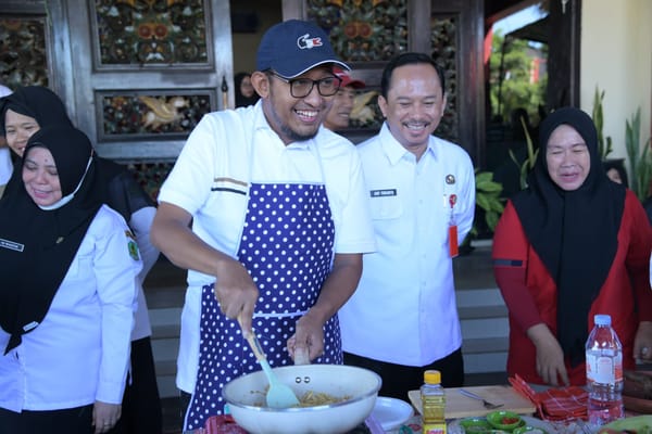Lomba Masak Mie Goreng Ajang Pererat Hubungan Antar Pimpinan