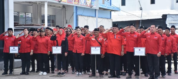 PDI Perjuangan Kalbar Rayakan HUT RI ke.80