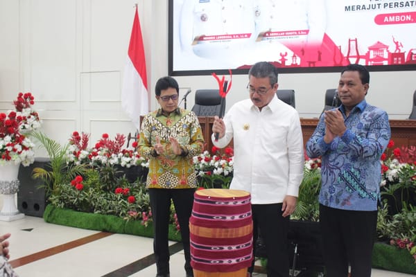 Buka Rakor Bupati/Walikota Se-Maluku, Gubernur Minta Perkuat Kedudukan