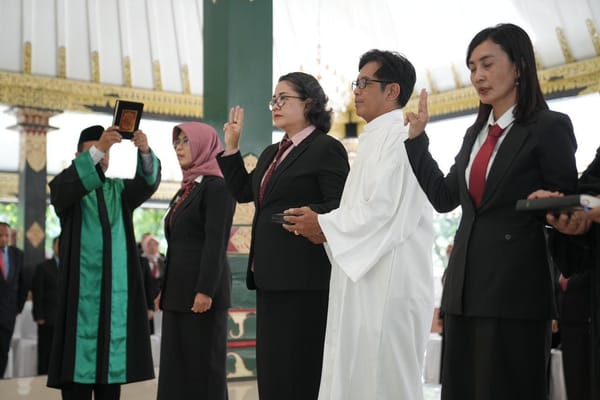 Bupati Sleman Lantik 83 Pejabat Administrator dan Pengawas