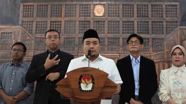 Publik : KPU RI Harus Buktikan Keterbukaan Informasi Dokumen Syarat Pendaftaran Capres - Cawapres