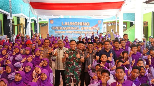 MIN 1 Palangka Raya Jadi Tuan Rumah Launching SPPG TNI, Siswa Antusias Ikuti Vicon Bersama Panglima