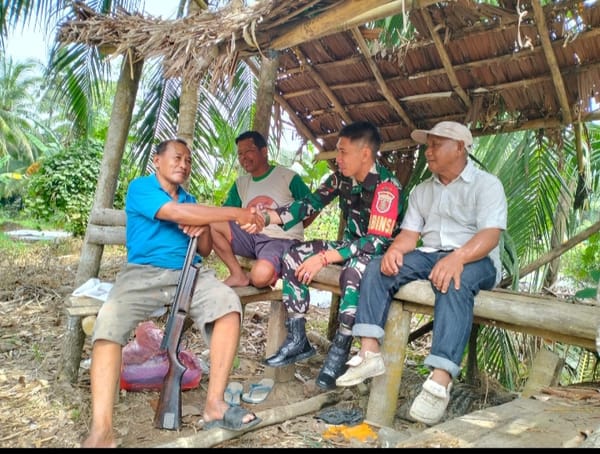 Babinsa Batang Alai Selatan Tingkatkan Pembinaan Teritorial di Desa Limbar