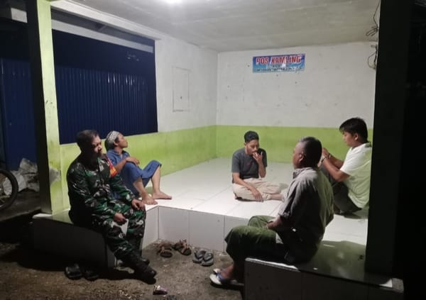 Wujudkan Lingkungan Aman, Babinsa Barabai Galakkan Siskamling di Desa Babai