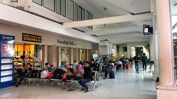 38.786 Penumpang Gunakan KA di Wilayah Daop 8 Surabaya Pada Masa Libur Maulid Nabi Muhammad SAW Pada Hari Ini.