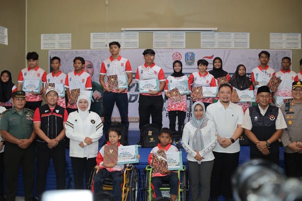 Gubernur Khofifah Kunjungi Sekretariat NPC Suport Atlet Jelang Peparpenas 2025.