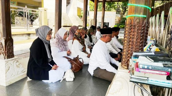 UIN Maliki Malang Satukan Tri Dharma dengan Nilai Wali dalam Haul Sunan Gresik