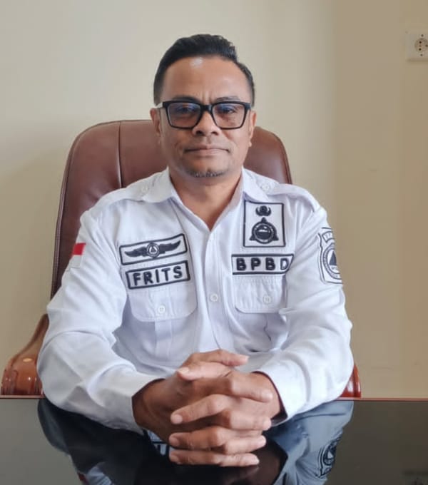 Plt. Kepala Pelaksana BPBD Kota Ambon Frits Tatipikalawan
