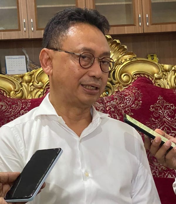 Fasum yang Rusak Akibat Demo di Pontianak Mulai Diperbaiki