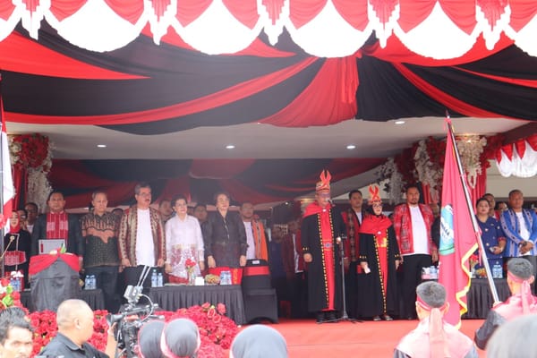 Hari Jadi  ke-450, Kota Ambon diperingati  dalam upacara bernuansa Adat