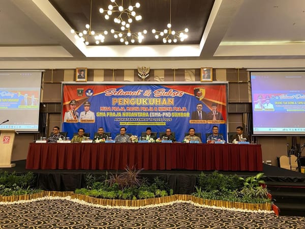 Pengukuhan Praja Angkatan IV, SMA Praja Nusantara Diminta Perkuat Karakter Bangsa