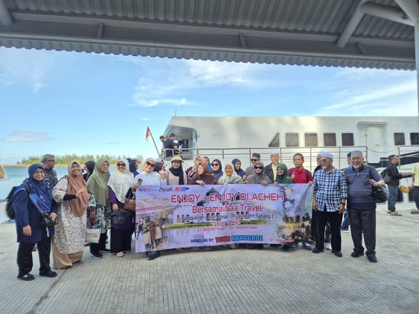 Rapai Geleng dan Kuliner Khas Aceh Warnai Penyambutan Tamu Malaysia di Pelabuhan Ulee Lheue