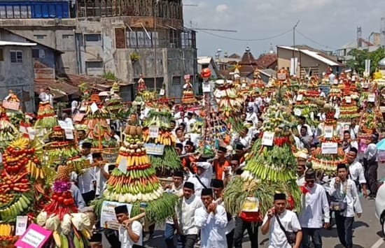 Gelaran Akbar Parade Seni dan Religi Ancak Agung Masuk Rekor MURI