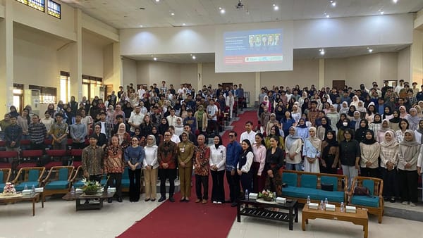 Gaungkan Wirausaha Muda Bagi Mahasiswa UNS