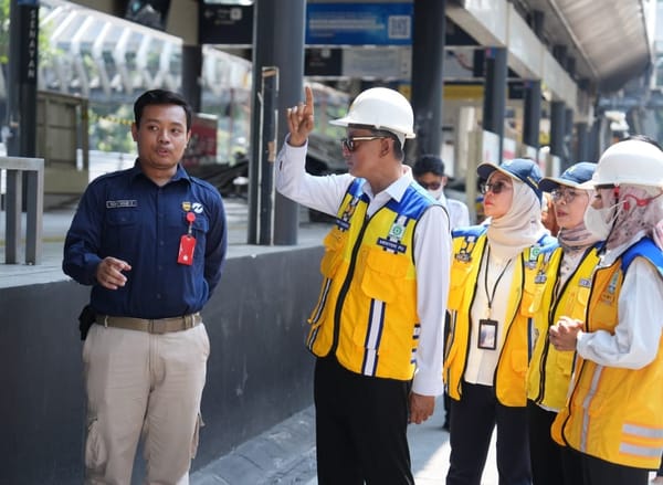 Kementerian PU  Segera Perbaiki Fasilitas Publik Yang Rusak Pasca Demo