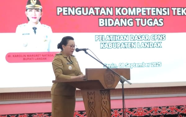 ASN dituntut tidak hanya cerdas secara teknis,namun  memiliki jiwa pelayan masyarakat