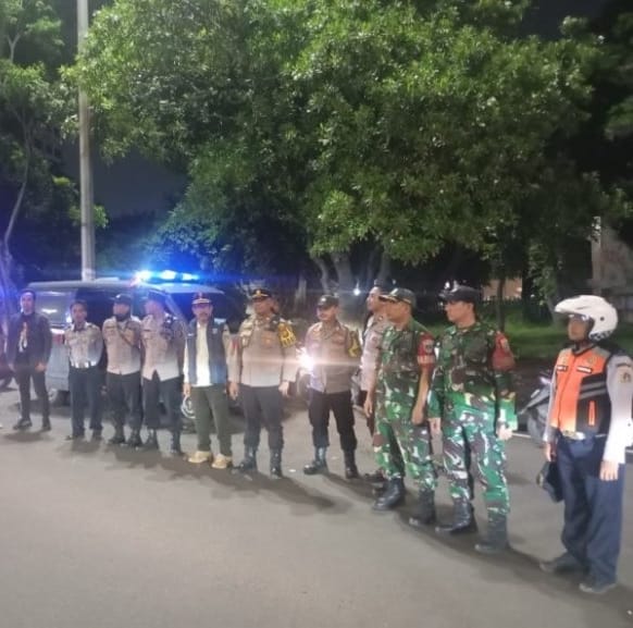 Koramil 07/Kemayoran Bersinergi Bersama Tiga Pilar Komponen Pendukung Gelar Patroli.