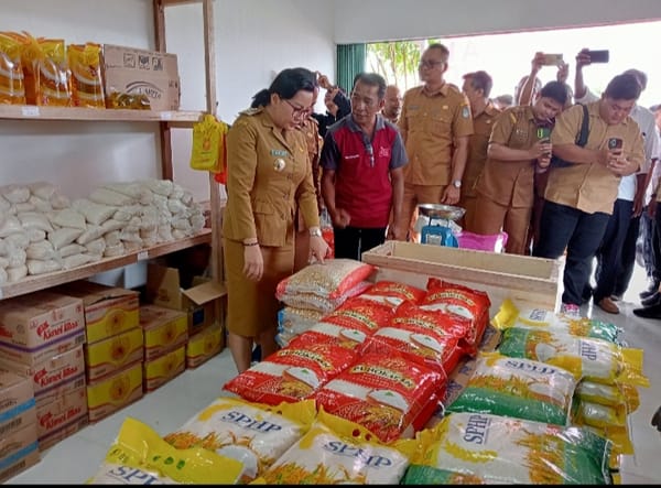 Bupati Landak Launching Gerai Sembako dan Brilink Koperasi Desa Merah Putih Hilir Tengah