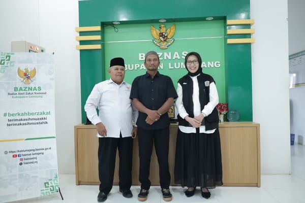 Penjual Ketan Konsisten Kumpulkan Infak, Setor ke Baznas Lumajang