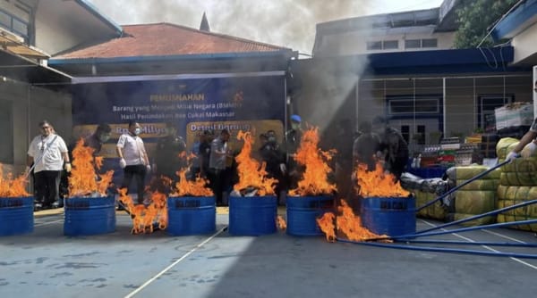 Pemusnahan Barang Ilegal Dapat Memiliki Beberapa Dampak Terhadap Perekonomian Bangsa
