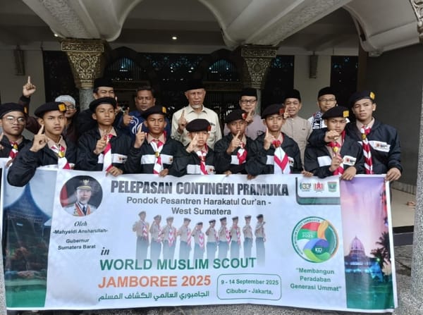 Gubernur Mahyeldi Lepas Kontingen Sumbar Ikuti Jambore Pramuka Muslim Dunia 2025, Jaga Marwah Minangkabau