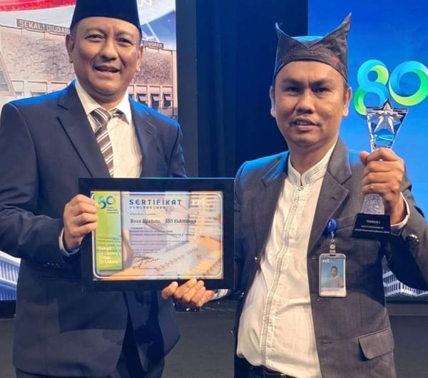 Tulus dan Ikhlas Dalam Bekerja, Reporter RRI Bukittinggi Jhoni Marbeta, Raih Suara Kencana 2025