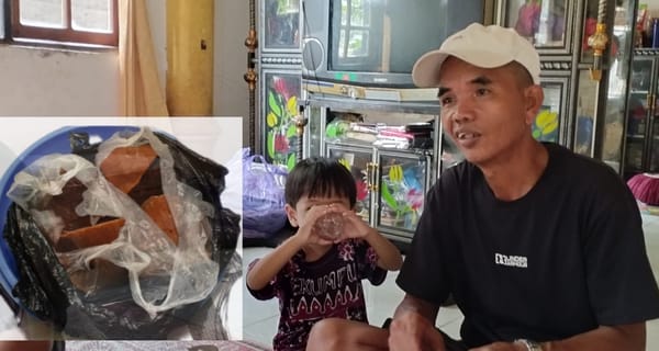 Syarkawi  Pengrajin Gula Aren yang Ulet