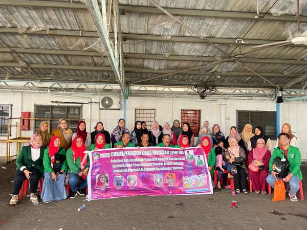 LPKM UMI Makassar Kerjasama Dengan Persatuan Penduduk Sri Bayu Apartemen Kuala Lumpur Malaysia Dalam Pemberdayaan Masyarakat