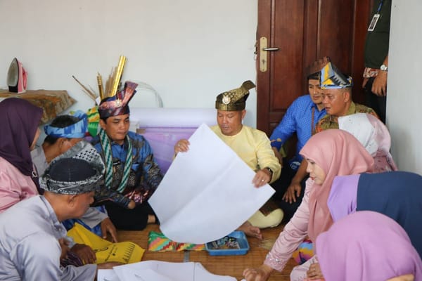 Pelatihan Seni Melipat Tanjak, Kearifan Lokal yang Bernilai Ekonomi