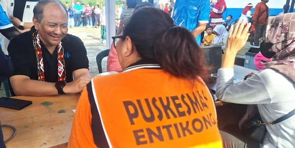 RRI Fest Entikong Gelar Cek Kesehatan Gratis untuk Masyarakat Perbatasan