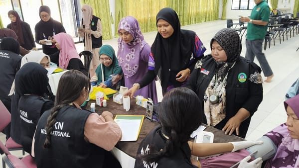 Mahasiswa KKN Internasional Unimerz Makassar Laksanakkan Pemeriksaan dan Penyuluhan Kesehatan di Malaysia