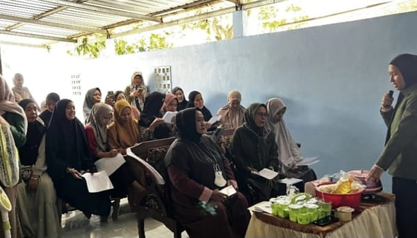 Ibu-ibu PKK di Kabupaten Maros Ikuti Pelatihan Mengolah Ubi Kayu Menjadi Ubi Kayu Beku (Frozen Cassava)