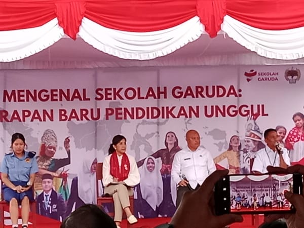 Meutya Hafid: Prabowo Dorong Generasi Emas 2045 Lewat Sekolah Unggulan