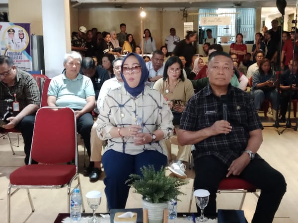 Wawali Ambon Tegaskan, ASN dan Aparat Desa Harus Maksimalkan Pelayanan Publik
