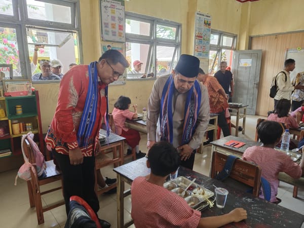 Ombudsman RI Kunjungi SDN 61 Ambon, Tinjau Langsung Pelaksanaan MBG