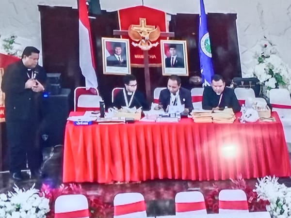 Sapulete dan Wattimanela Lolos Putaran Kedua Pemilihan Ketua MPH Sinode GPM