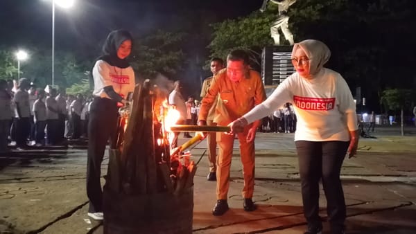 Walikota Ambon Kobarkan Api Sumpah Pemuda, Serukan Generasi Muda Jadi Penggerak Perubahan