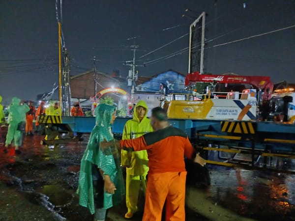 KA Harina Tertemper Truk di Kaligawe, KAI Lakukan Penanganan Cepat dan Normalisasi Jalur