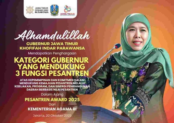 Gubernur Jatim Khofifah Raih Penghargaan Pesantren Award 2025 Dari Menteri Agama RI