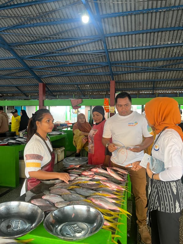 Badan Mutu KKP dan PPN Ternate Gelar Bazar Ikan Murah dan Pengujian Mutu Gratis