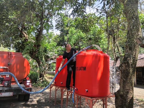 BPBD Beri Bantuan Air Bersih Wilayah Terdampak Kekeringan di Jember