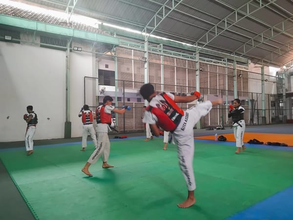 Tarung Derajat Jatim Target 3 Medali Emas Di PON Bela Diri 2025.