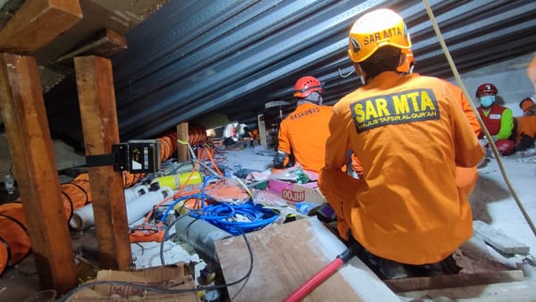 Konstruksi Yang Tidak Sesuai Berakibat Runtuhnya Bangunan Ponpes Al Khoziny Buduran - Sidoarjo.