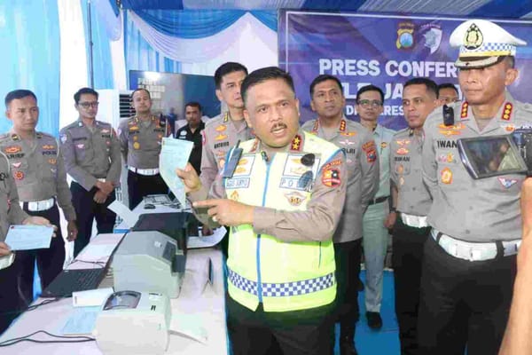 Penegakan Aturan Lalin Berbasis Digital,  Ribuan Kamera ETLE Ditargetkan Terpasang Merata Di Jatim