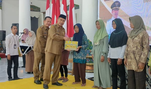 Pemkab Madiun Salurkan BLT dari DBHCHT 2025 kepada Petani Tembakau dan Buruh Pabrik Rokok